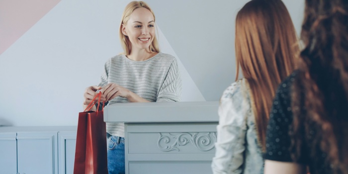 8 Questions to Ask Before a “Treat Yourself” Purchase (So It Doesn’t Turn Into Clutter)